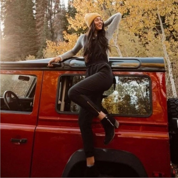 Albion Black Classic Overall Jumpsuit Sz small Minimalist Comfort zipper leg - Picture 5 of 5